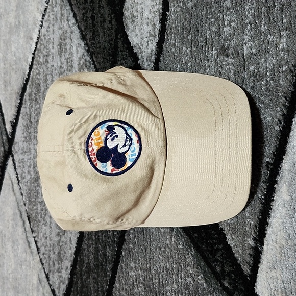 VINTAGE DISNEY EMBROIDERED MICKEY MOUSE KHAKI COLOR ADJUSTABLE CAP HAT - Picture 1 of 12